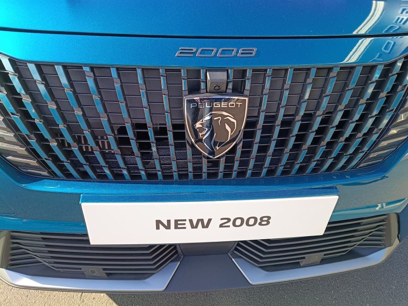 2026 Peugeot 2008 GT - HYBRID - TURBO image 4
