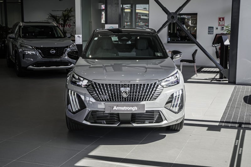 2026 Peugeot 2008 GT Model, 1.2L Hybrid. Awesom... image 5