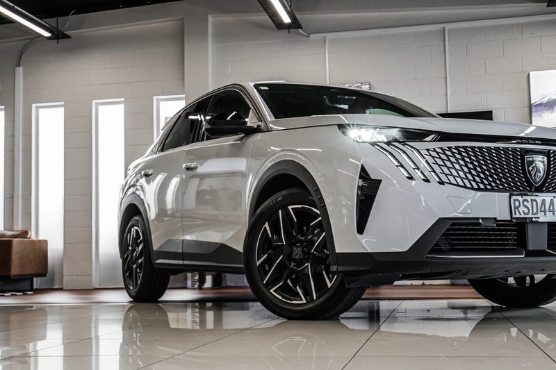 2026 Peugeot 3008 Allure 1.2Pmht/6At image 4