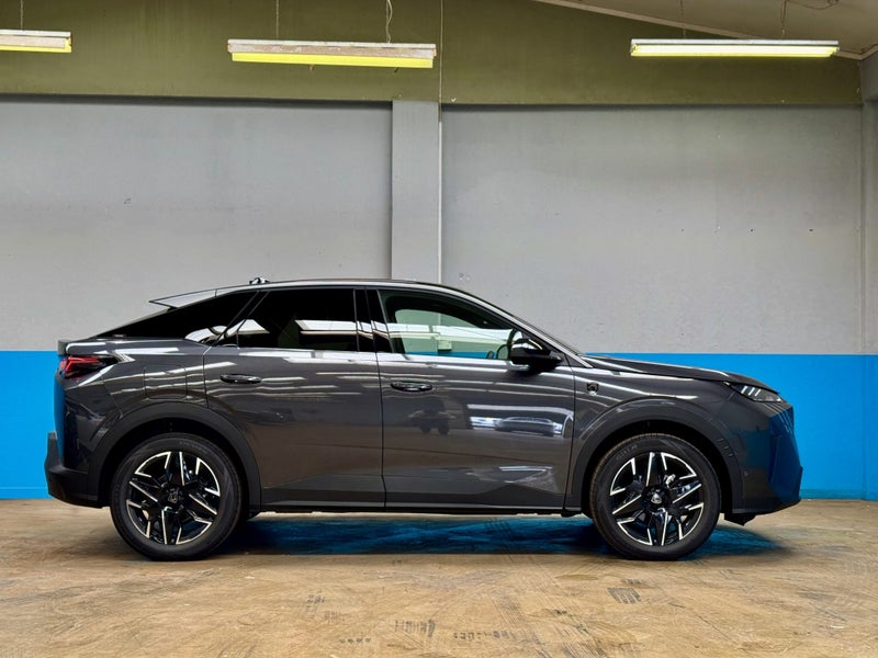 2026 Peugeot 3008 GT 1.2L Mild Hybrid Pre-Reg image 3