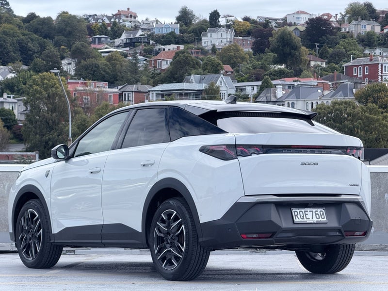 2026 Peugeot 3008 Gt 1.2P image 2