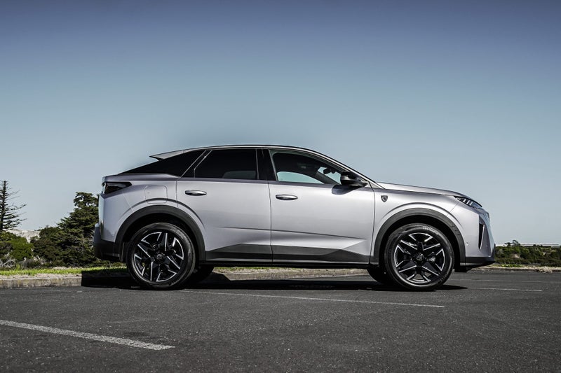 2026 Peugeot 3008 Gt 1.2Pmht/6At - Demo Unit image 3