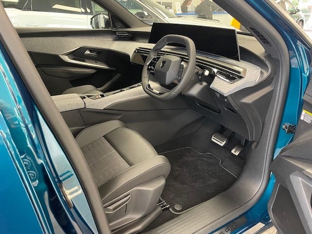 2026 Peugeot 3008 GT Hybrid image 4