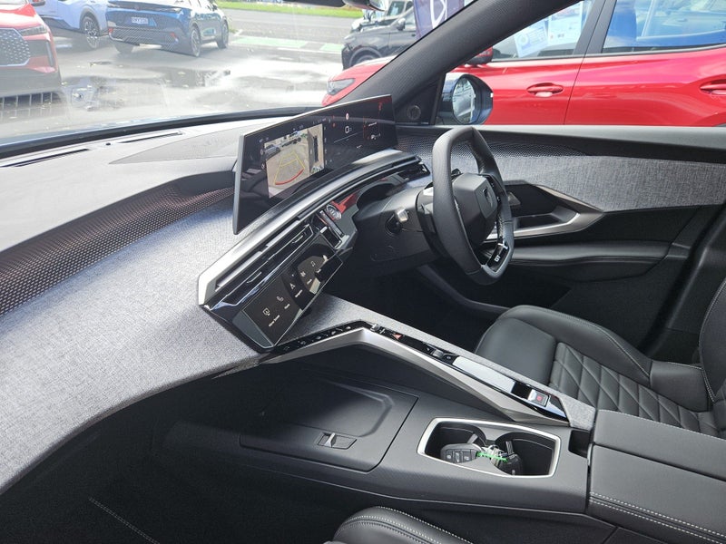 2026 Peugeot 3008 GT PREMIUM image 3