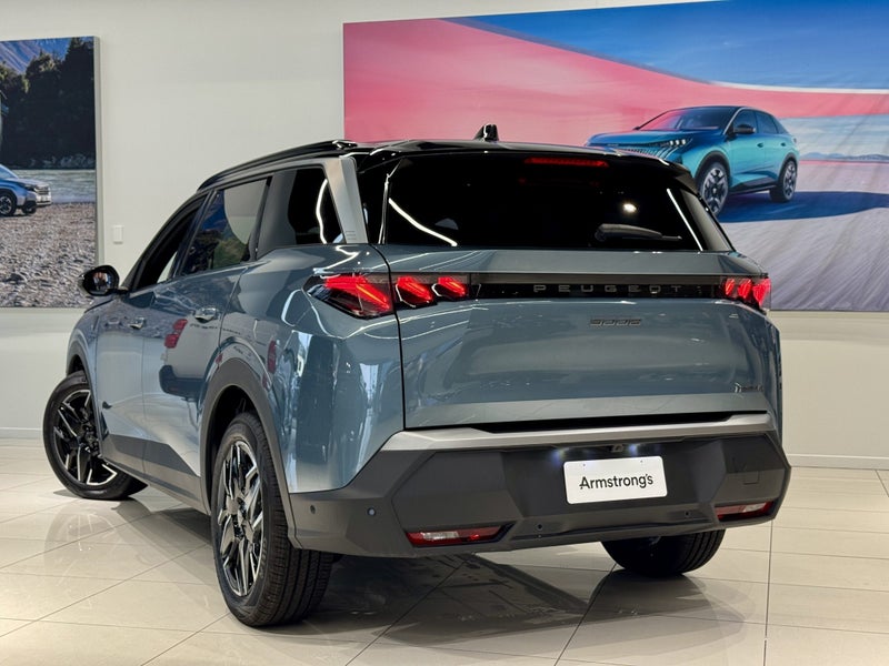 2026 Peugeot 5008 GT 1.2L Hybrid image 2