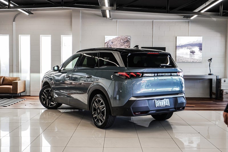 2026 Peugeot 5008 Gt Mhev 1.2Pmht/6Hd image 3