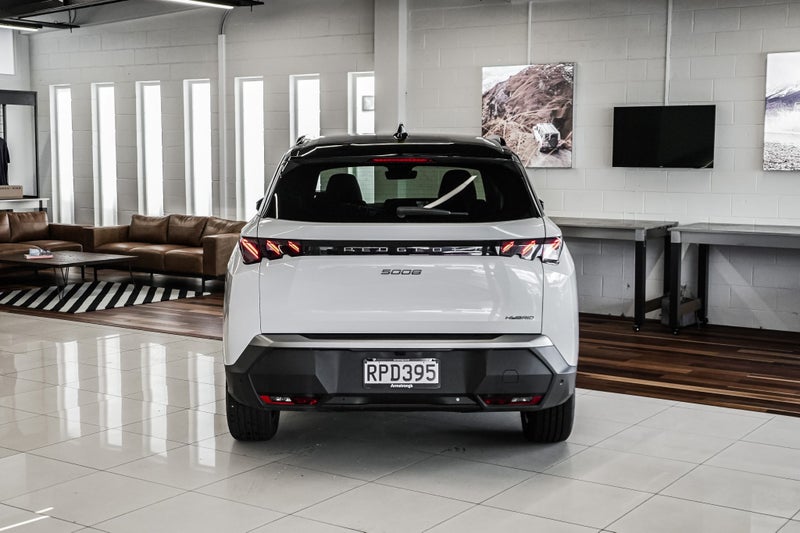 2026 Peugeot 5008 Gt Mhev 1.2Pmht/6Hd image 5