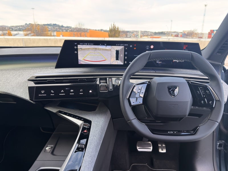 2026 Peugeot 5008 GT MHEV image 3