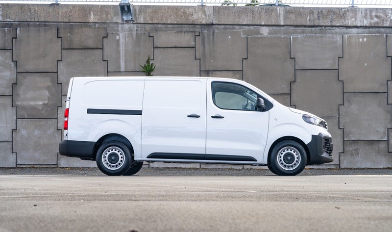 2026 Peugeot Expert Mwb 2.0Dt/8At image 3