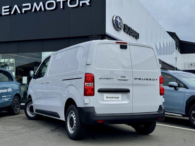 2026 Peugeot Expert MWB 2.0L TD Full Packages image 2