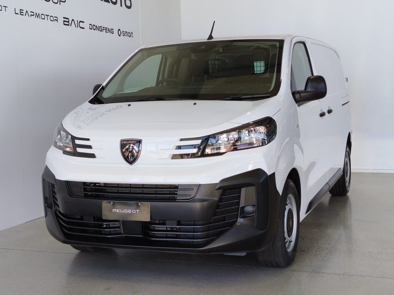 2026 Peugeot Expert MWB image 2