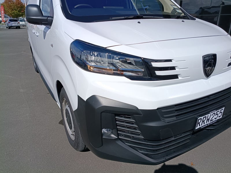 2026 Peugeot Expert Van - Long Length - Facelift image 3