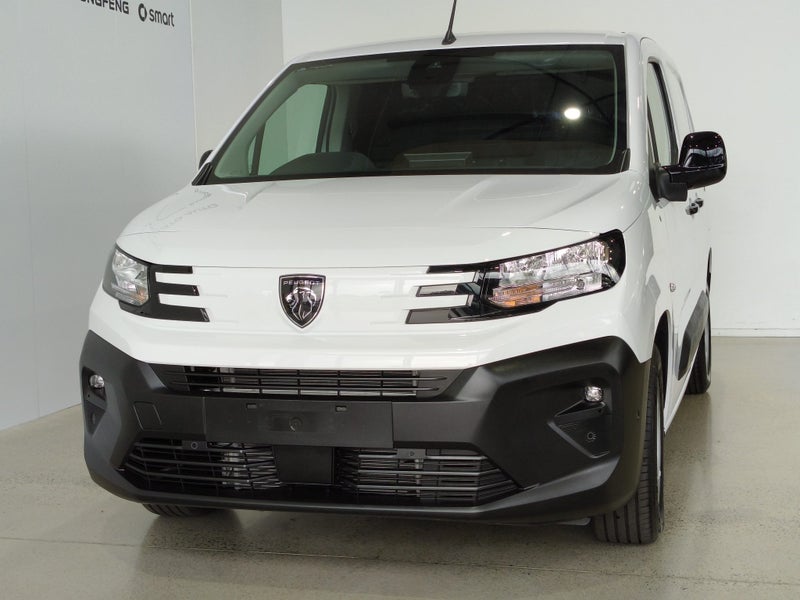 2026 Peugeot Partner SWB Petrol FI 1.2PT image 2