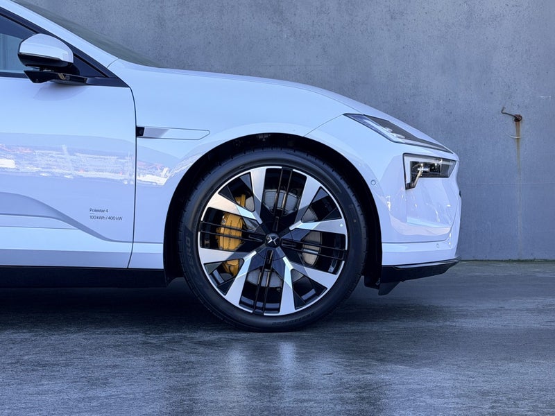 2026 Polestar 4 Long Range Dual Motor Performance image 4