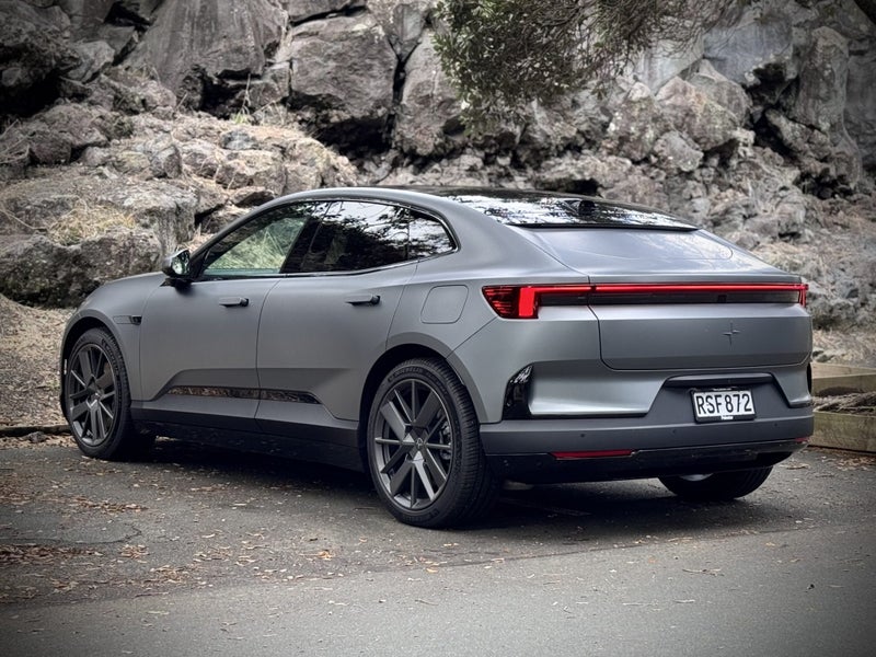 2026 Polestar 4 Long range Single motor Plus image 2