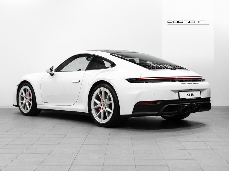 2026 Porsche 911 Carrera 4 GTS 3.6 Flat Six image 2