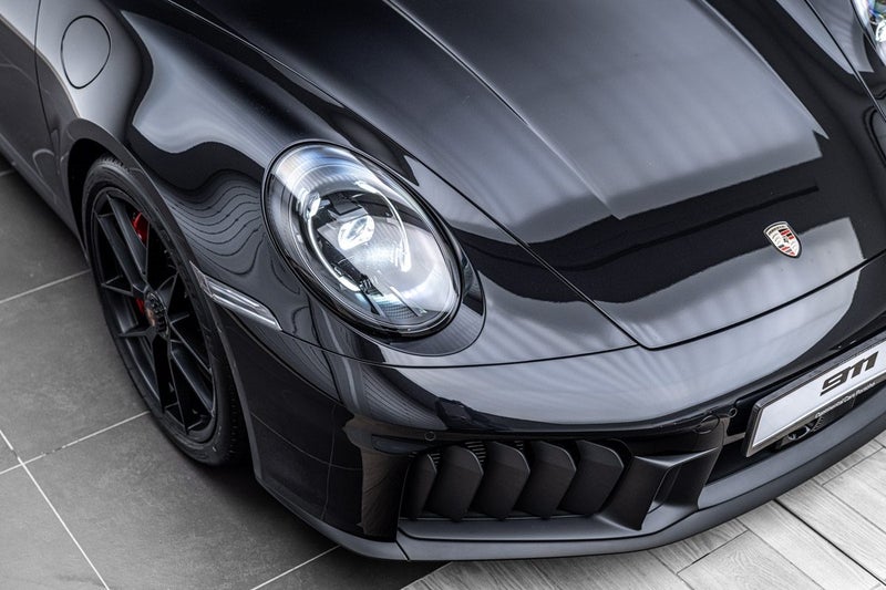 2026 Porsche 911 CARRERA GTS COUPE image 5