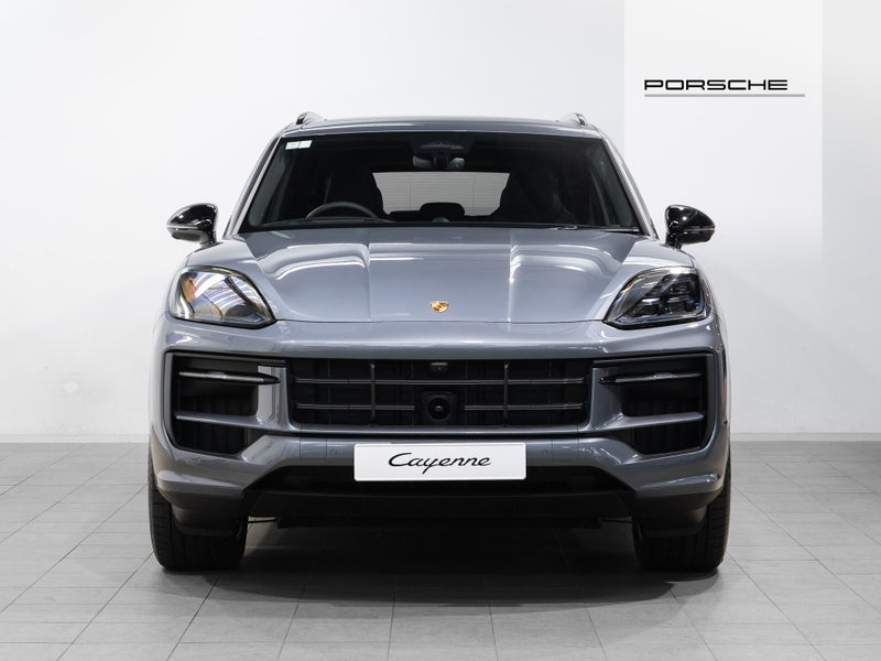 2026 Porsche Cayenne Black Edition V6 Petrol AWD image 3