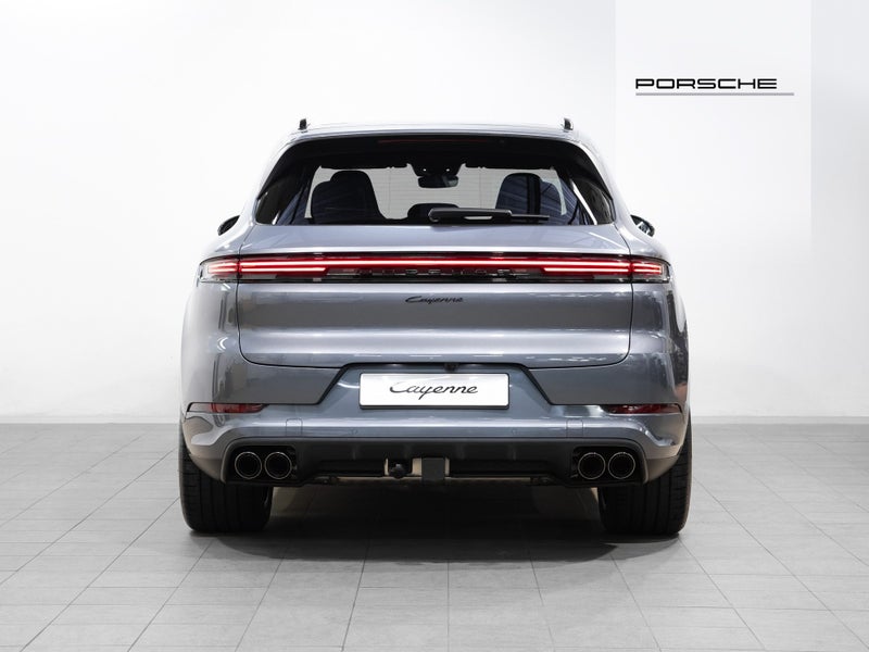 2026 Porsche Cayenne Black Edition V6 Petrol AWD image 5