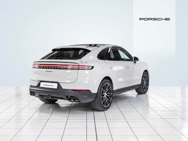 2026 Porsche Cayenne Coupe (E3 II) image 3