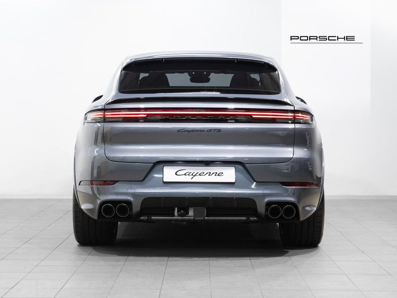2026 Porsche Cayenne GTS Coupe 4.0 V8 image 3