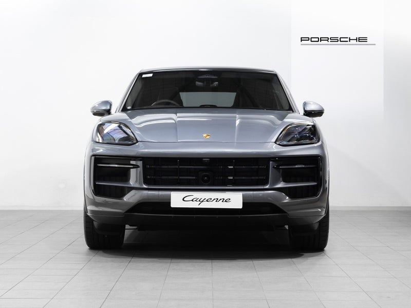 2026 Porsche Cayenne GTS Coupe 4.0 V8 image 5