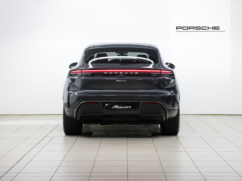 2026 Porsche Macan Electric (H2) image 5