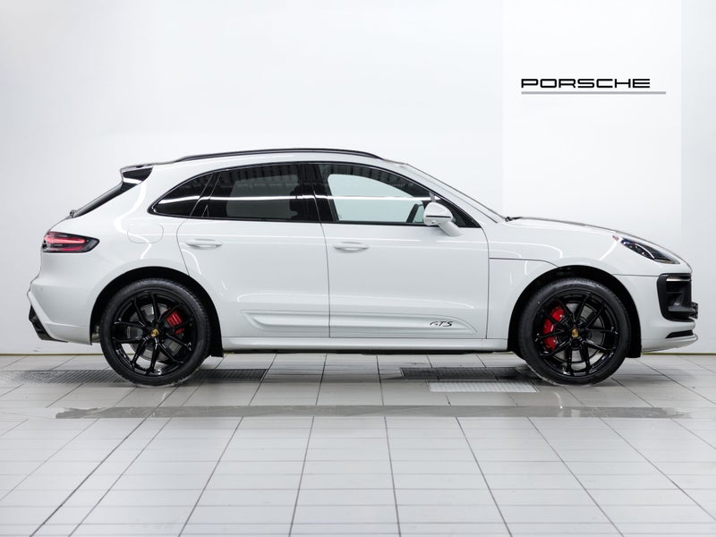 2026 Porsche Macan GTS (H1 III) image 2