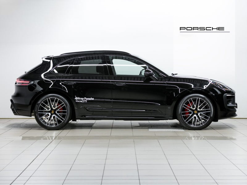 2026 Porsche Macan GTS (III) image 2