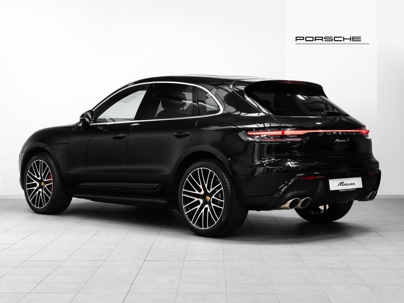 2026 Porsche Macan S 2.9 L Twin Turbo V6 image 2