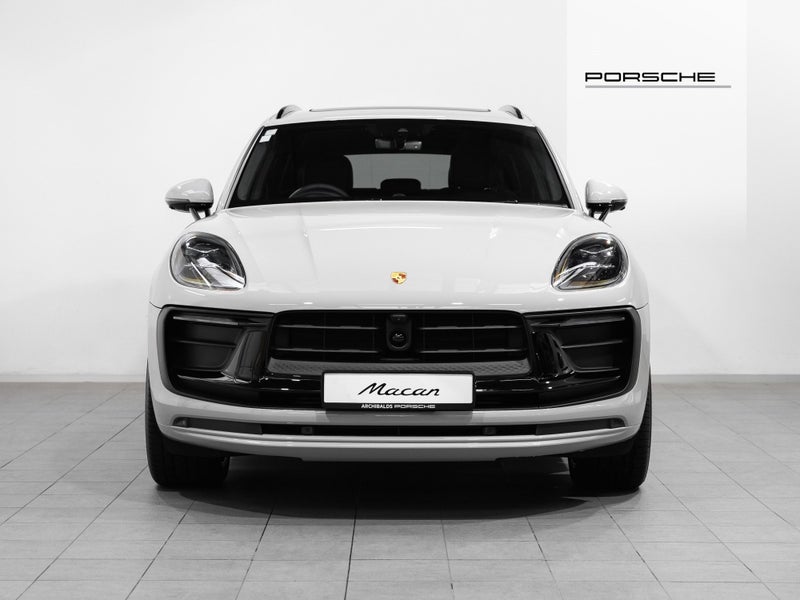 2026 Porsche Macan T 2.0 Petrol Turbo image 3
