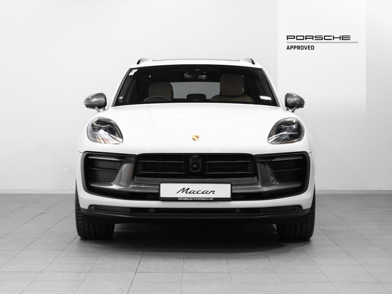 2026 Porsche Macan T 2.0L image 5