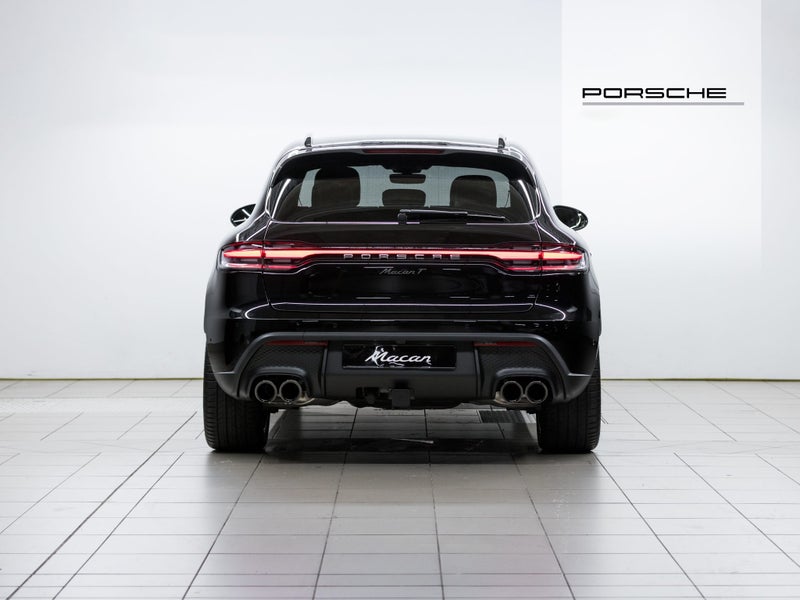 2026 Porsche Macan T (H1 III) image 5