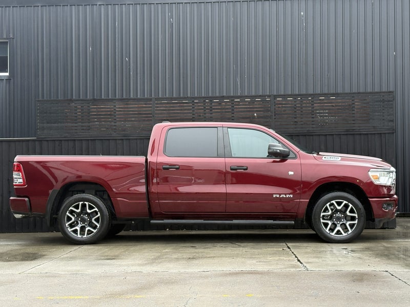 2026 Ram 1500 Bighorn Crew Hemi V8 image 2