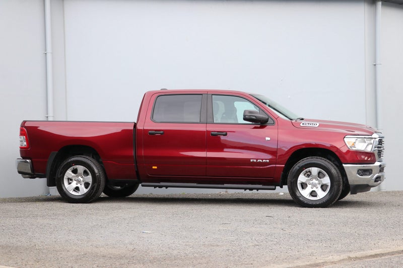 2026 Ram 1500 DT Bighorn 4X4 5.7 V8 HEMI image 3