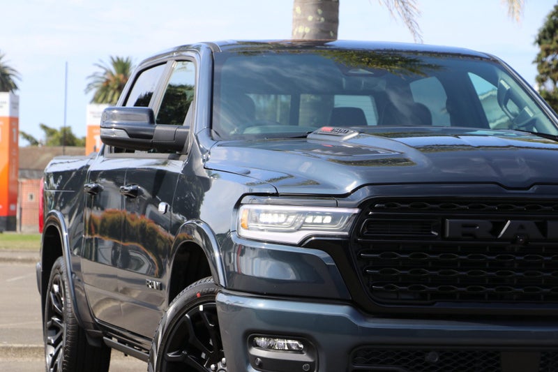 2026 Ram 1500 DT LIMITED I6 RB NIGHT EDITION image 5