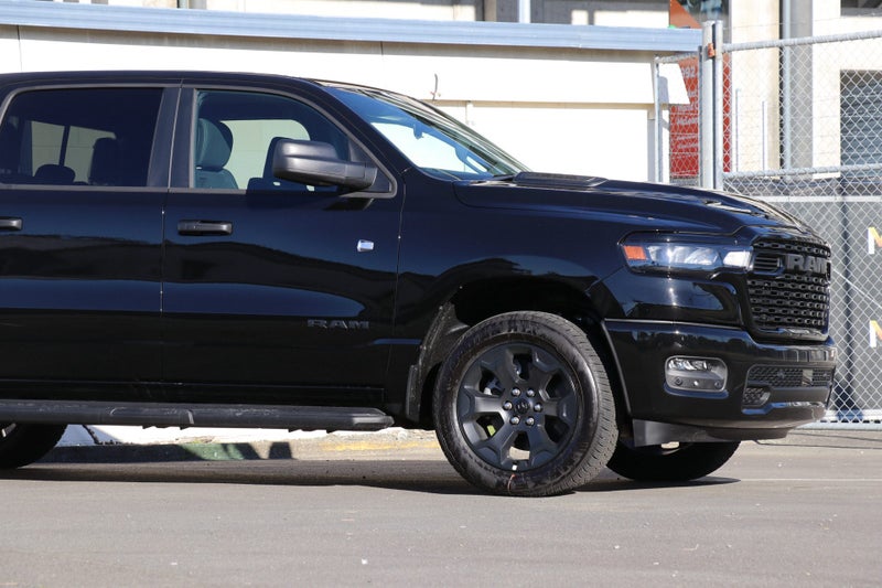 2026 Ram 1500 Express Black Edition 3.0 Hurricane image 4