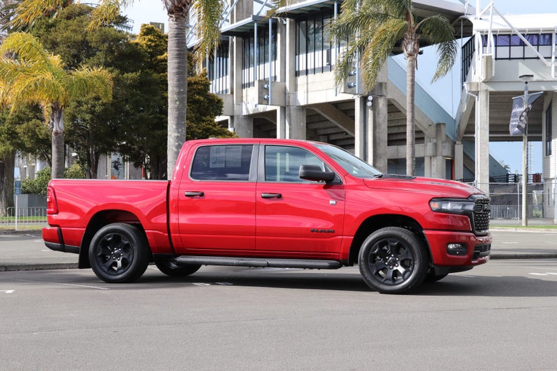 2026 Ram 1500 Express Black Edition 3.0 Hurricane image 3