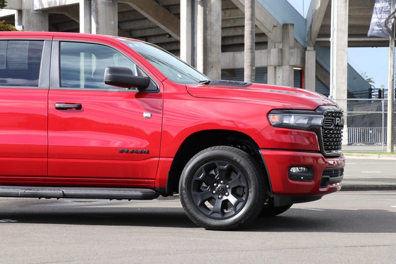2026 Ram 1500 Express Black Edition 3.0 Hurricane image 4