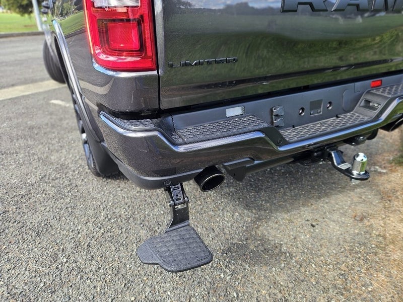 2026 Ram 1500 HURRICANE LTD image 3