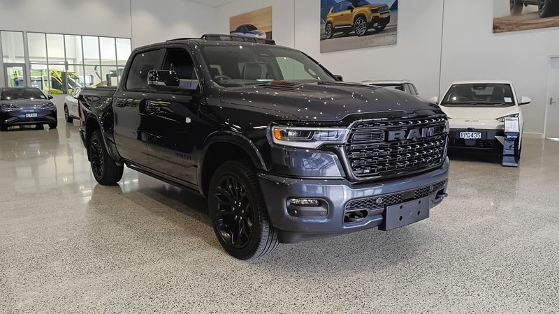 2026 Ram 1500 Limited I6 Rb Night image 3