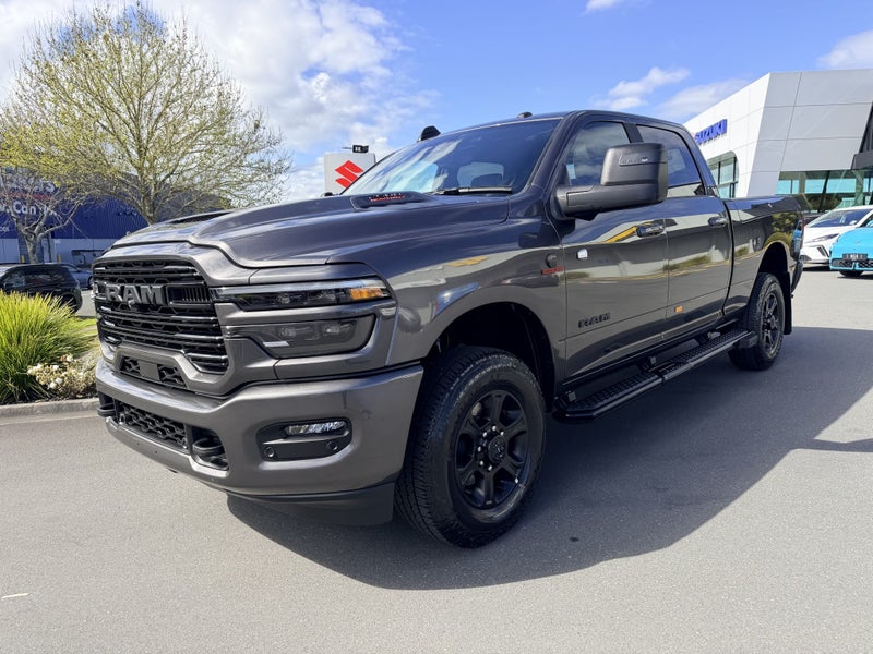 2026 Ram 2500 6.7 Laramie C/Cab Auto image 3