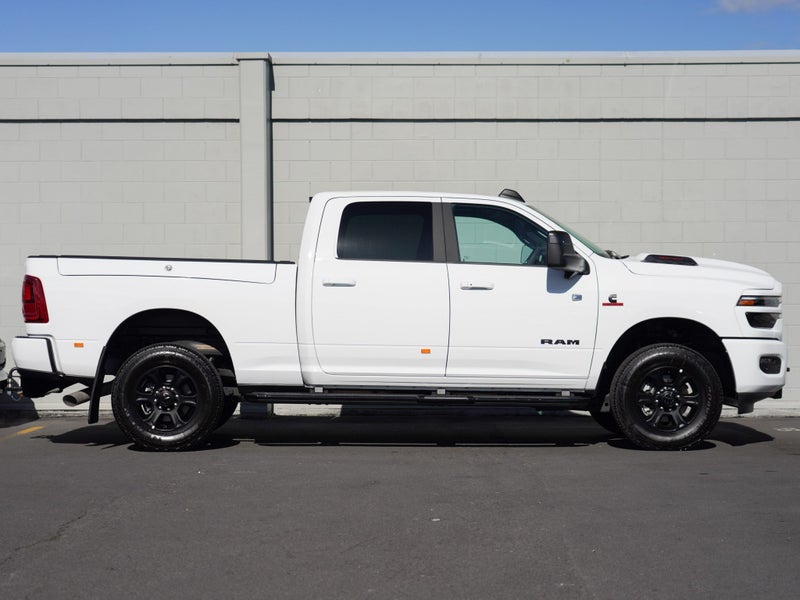 2026 Ram 2500 Laramie C/Cab Rambox 6.7D image 3