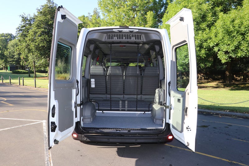 2026 Renault Master MINIBUS 2.3DT image 4