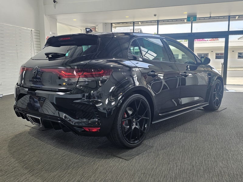 2026 Renault Megane R.S. ULTIME LIMITED EDITION image 3