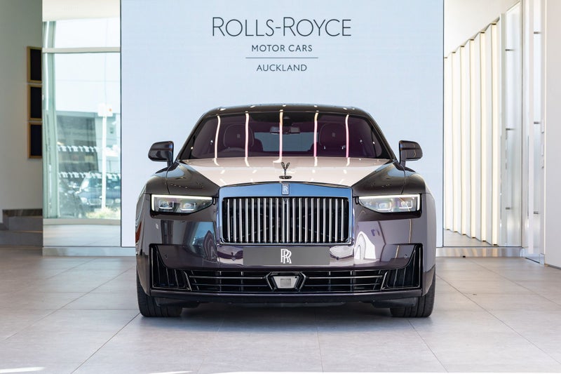 2026 Rolls-Royce Ghost Black Badge Series II image 2