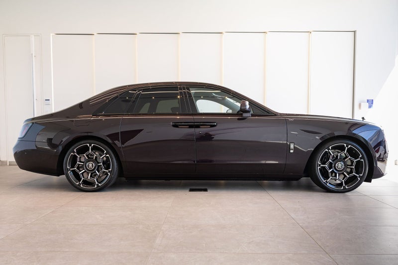 2026 Rolls-Royce Ghost Black Badge Series II image 5