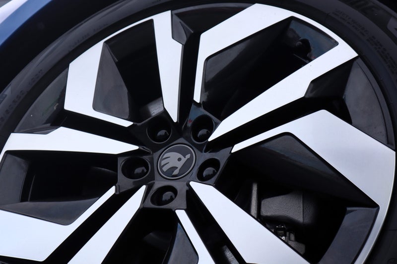 2026 Skoda Enyaq Sportline 85 SUV 210kW image 5