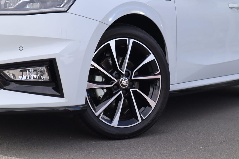 2026 Skoda Fabia Monte Carlo 85kW Turbo Petrol... image 3
