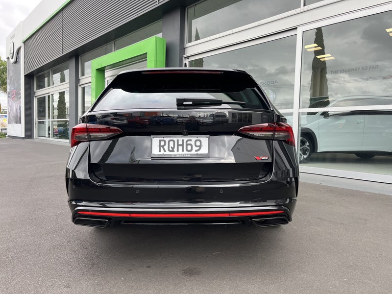 2026 Skoda Octavia RS Plus Wagon 195kW 2.0PT image 5